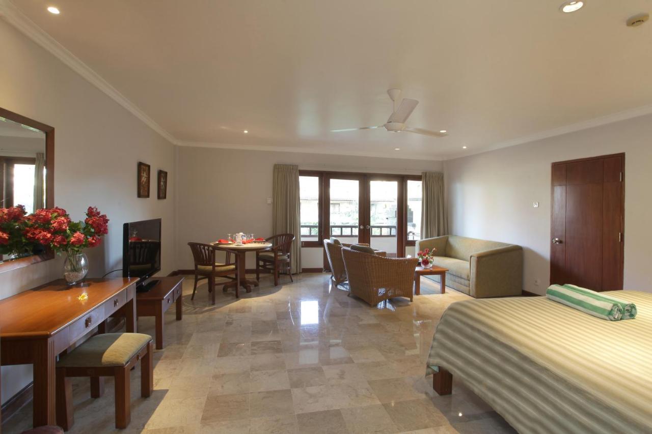 Peninsula Beach Resort Nusa Dua  Buitenkant foto