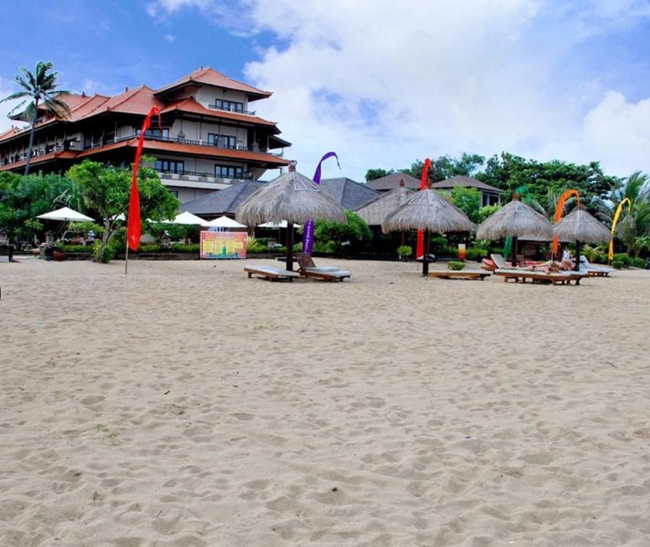 Peninsula Beach Resort Nusa Dua  Buitenkant foto