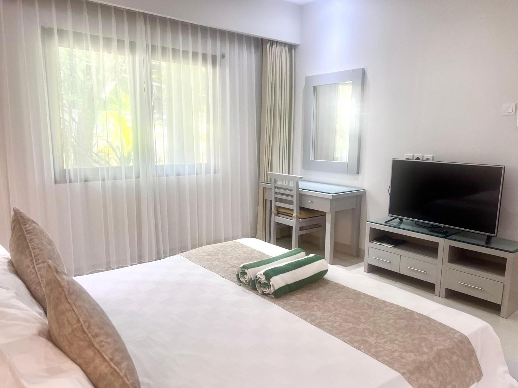 Peninsula Beach Resort Nusa Dua  Buitenkant foto