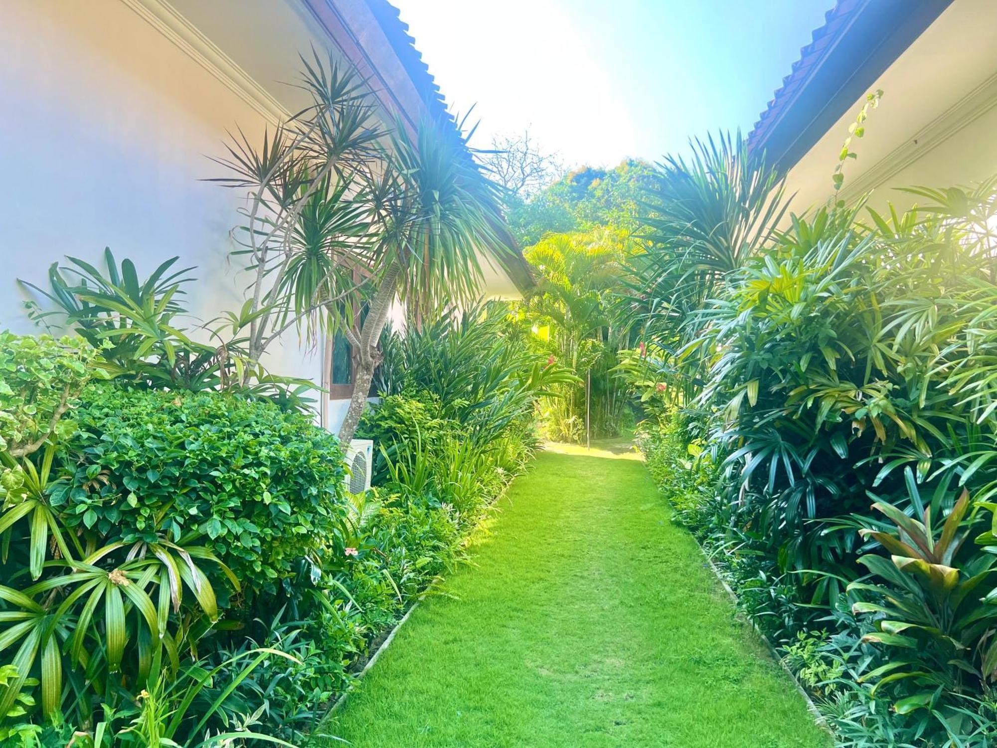 Peninsula Beach Resort Nusa Dua  Buitenkant foto